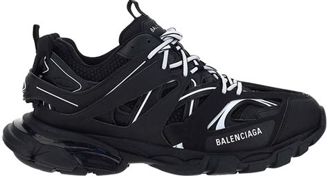 track runners balenciaga black.